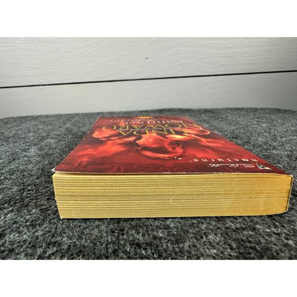 Raintree by Linda Howard (Paperback) - Picture 6 of 6